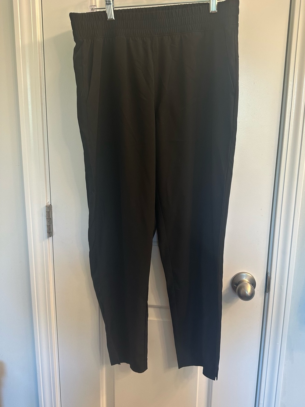 GAP Women’s Black Pull-On Dress Pants